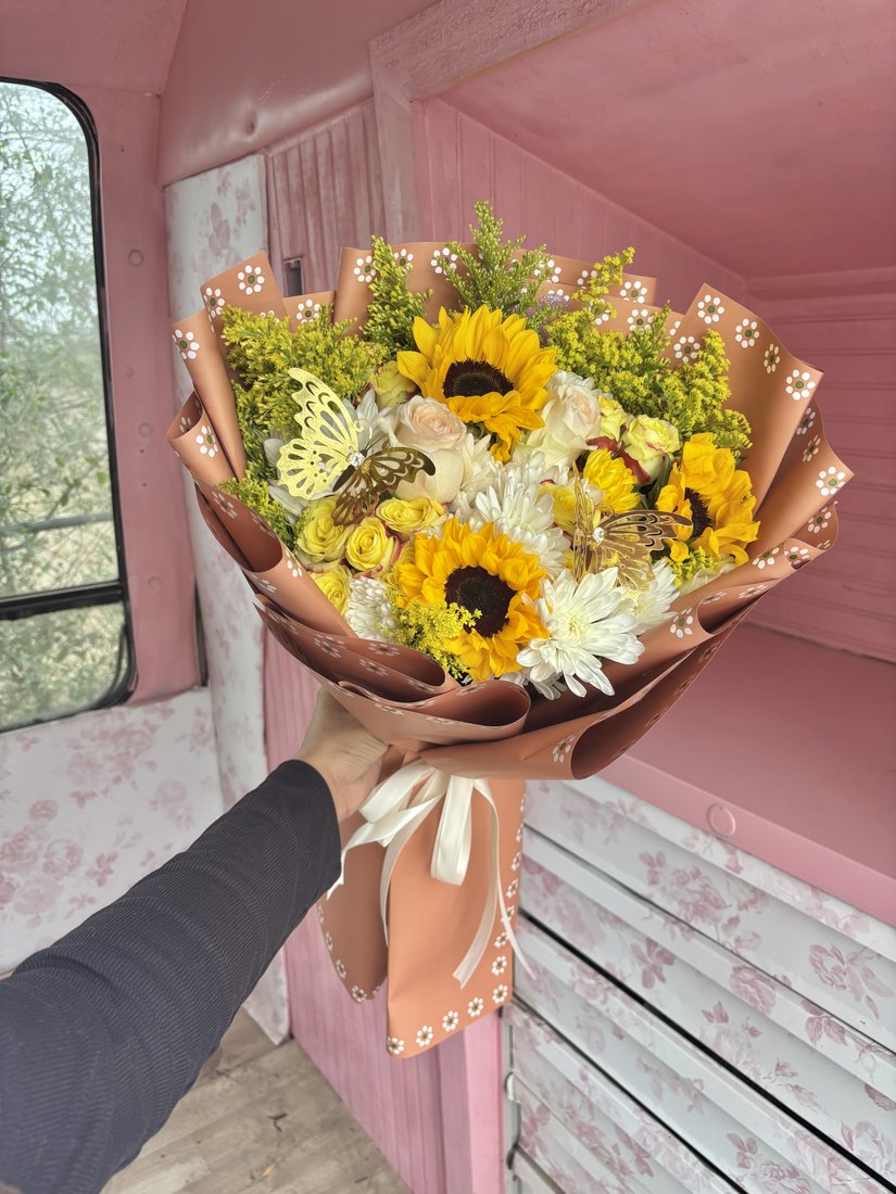 Sunflower Lover